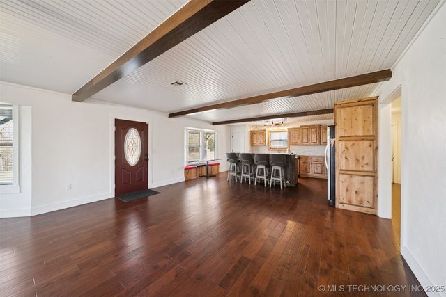 290 E 483 Road, Salina, OK 74365