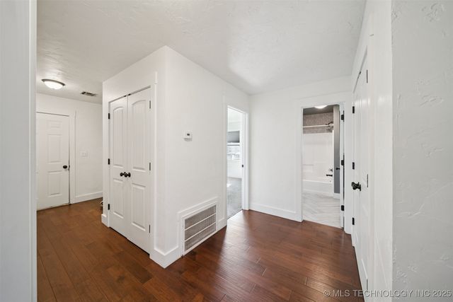 290 E 483 Road, Salina, OK 74365