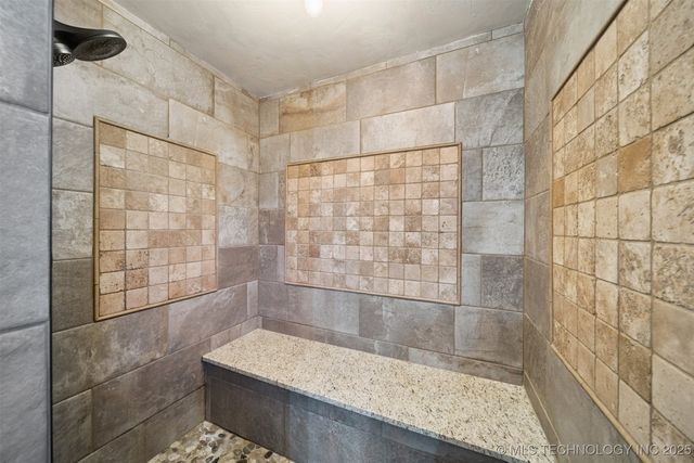 290 E 483 Road, Salina, OK 74365