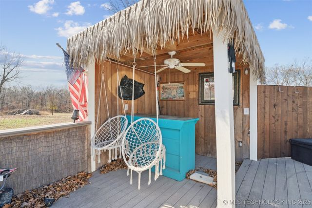 290 E 483 Road, Salina, OK 74365