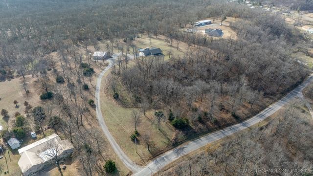 290 E 483 Road, Salina, OK 74365