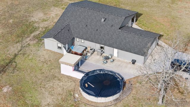 290 E 483 Road, Salina, OK 74365