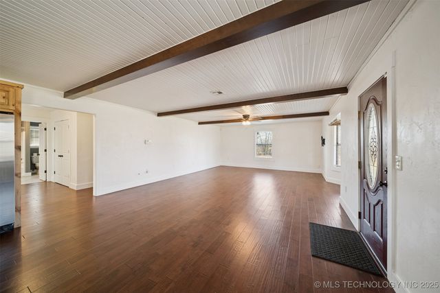 290 E 483 Road, Salina, OK 74365