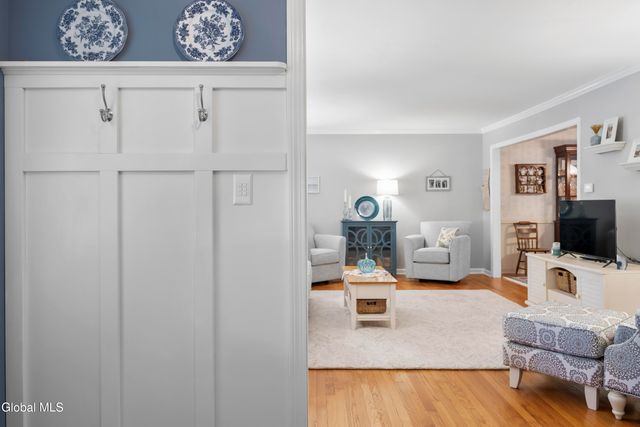 6 Hadel Road, Glenville, NY 12302