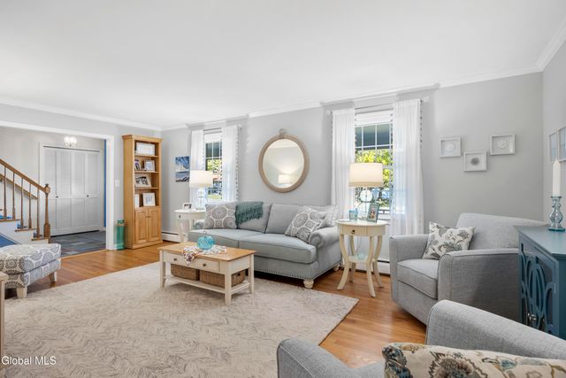 6 Hadel Road, Glenville, NY 12302