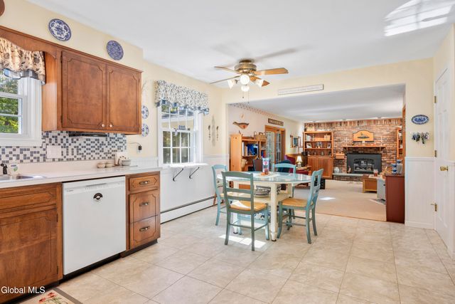 6 Hadel Road, Glenville, NY 12302