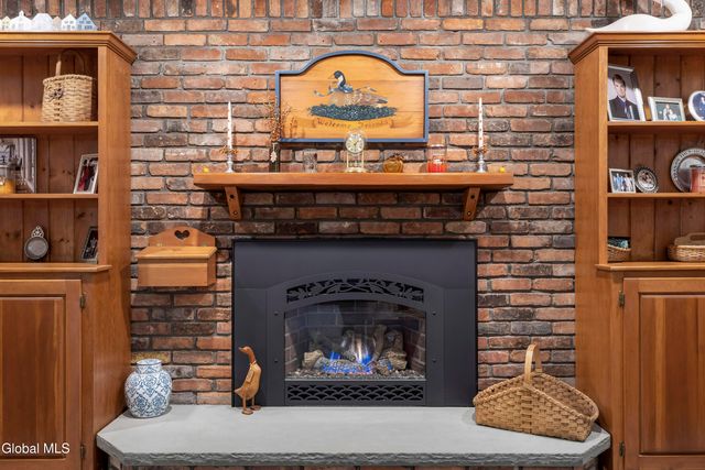 6 Hadel Road, Glenville, NY 12302