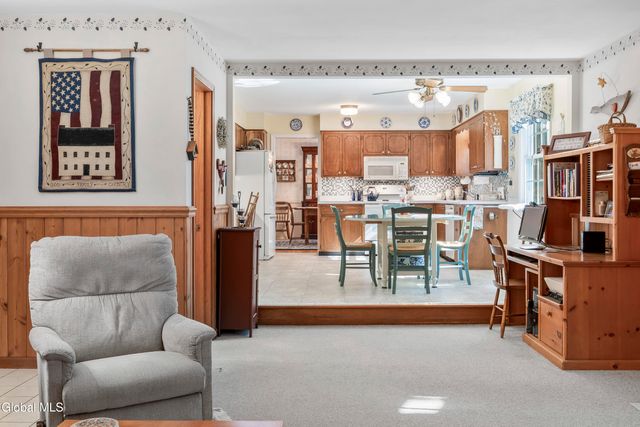 6 Hadel Road, Glenville, NY 12302