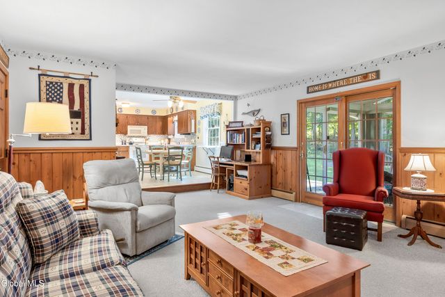 6 Hadel Road, Glenville, NY 12302