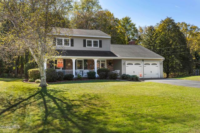 6 Hadel Road, Glenville, NY 12302