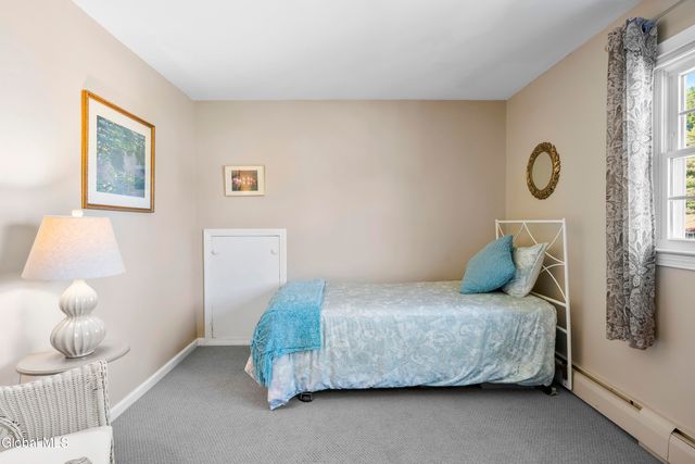 6 Hadel Road, Glenville, NY 12302