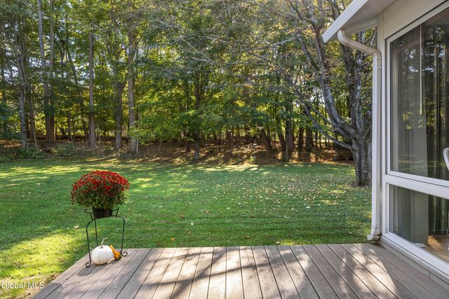 6 Hadel Road, Glenville, NY 12302