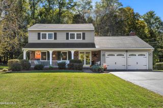 6 Hadel Road, Glenville, NY 12302