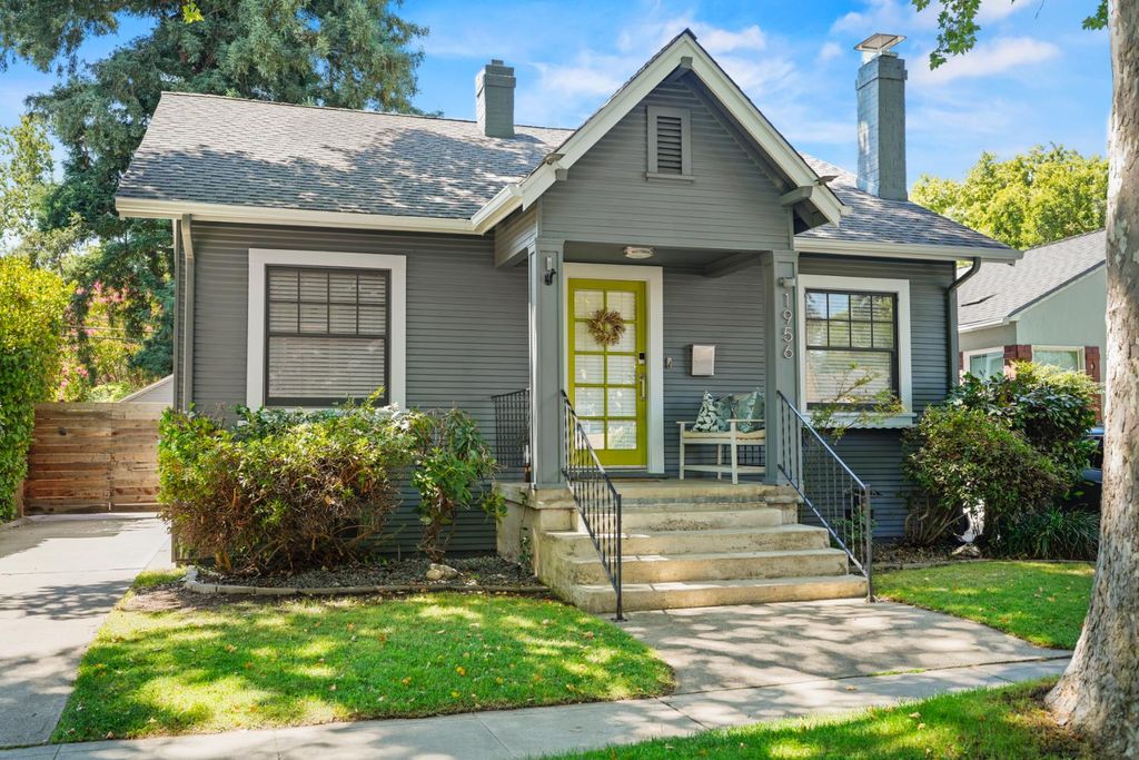 1956 4th Ave, Sacramento, CA 95818