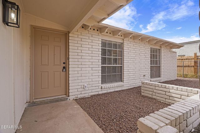 5728 PRINCE EDWARD Avenue, El Paso, TX 79924
