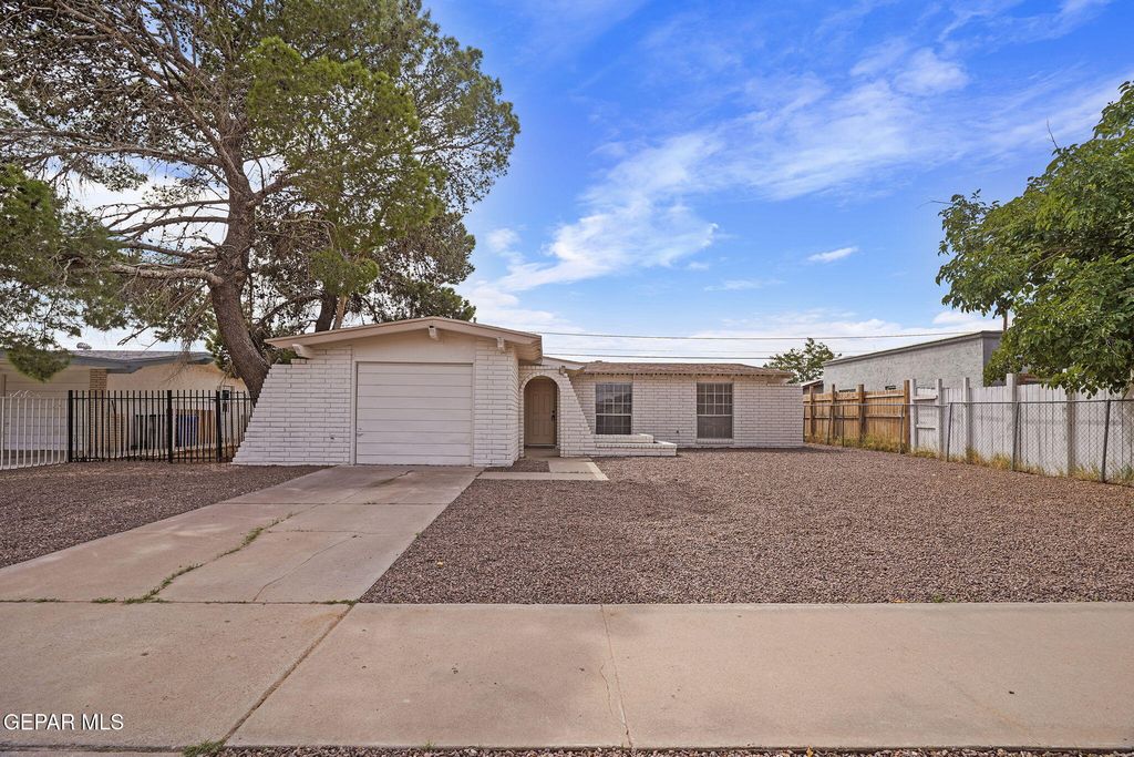 5728 PRINCE EDWARD Avenue, El Paso, TX 79924