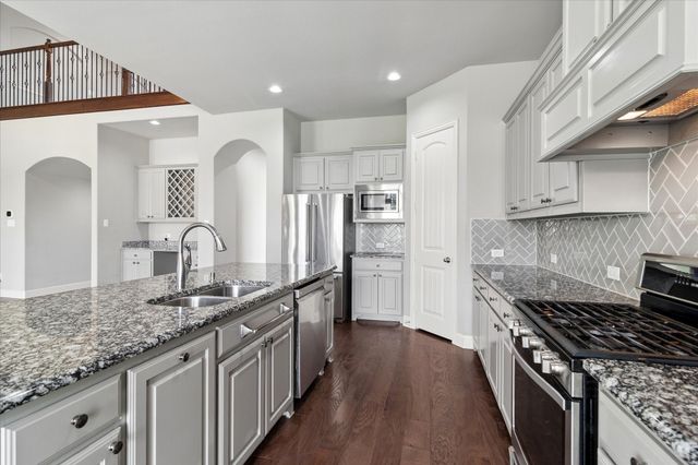 1905 Running Deer Lane, Gunter, TX 75058