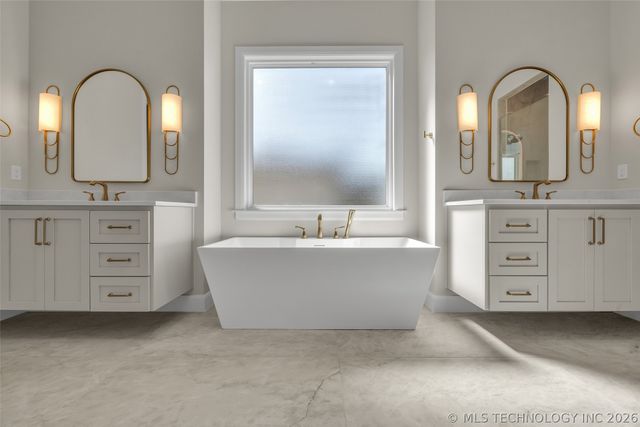 411 W 139th Street S, Bixby, OK 74008