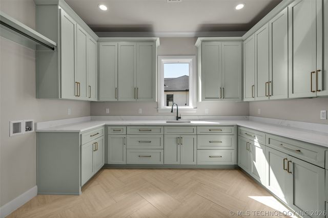 411 W 139th Street S, Bixby, OK 74008