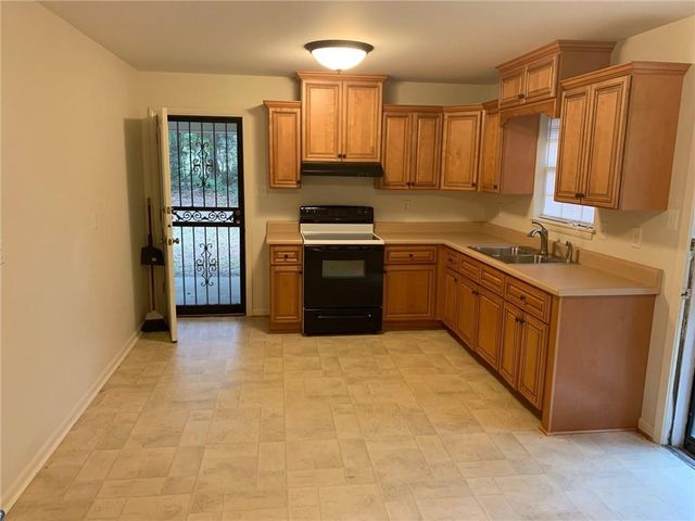 5420 Dogwood Trail, Eight Mile, AL 36613