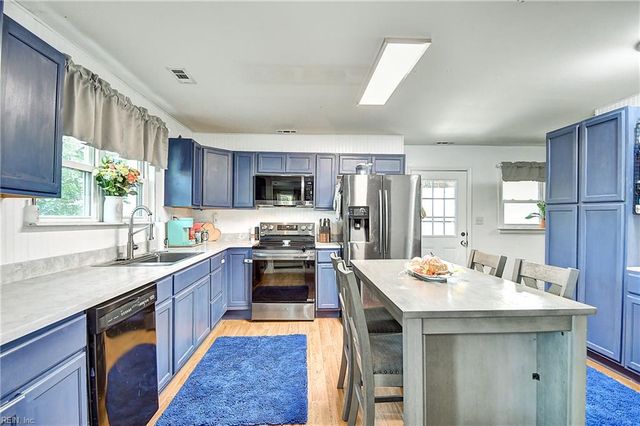 9432 Mason Creek RD, Norfolk, VA 23503