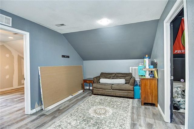 9432 Mason Creek RD, Norfolk, VA 23503