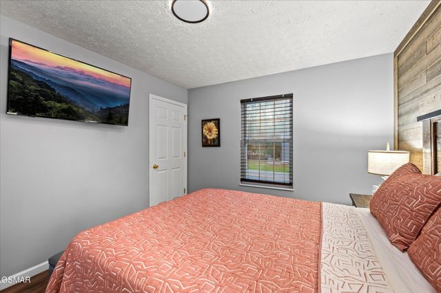 5337 Pittman Center Road, Sevierville, TN 37876
