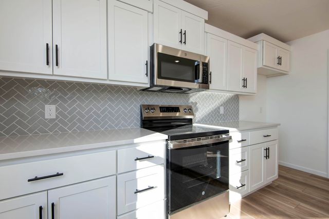 5270 W Josh Street, Springfield, MO 65802