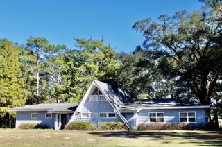 103 Pretty Pond Lane, Defuniak Springs, FL 32433