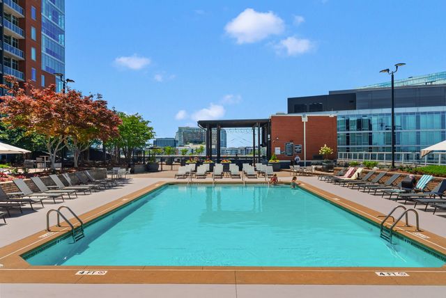 600 12th Ave S Apt 535, Nashville, TN 37203