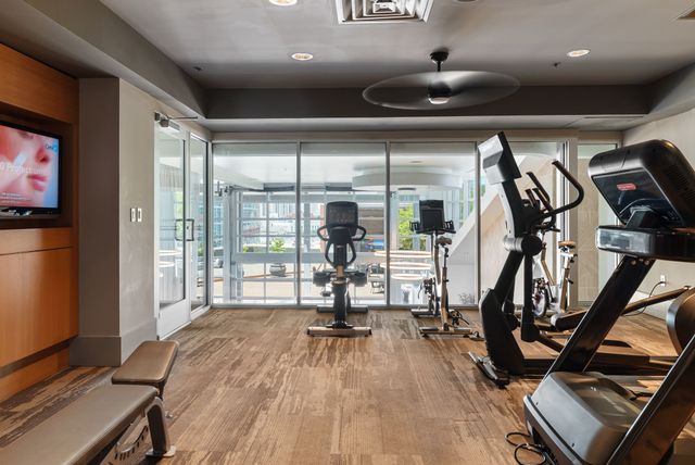 600 12th Ave S Apt 535, Nashville, TN 37203
