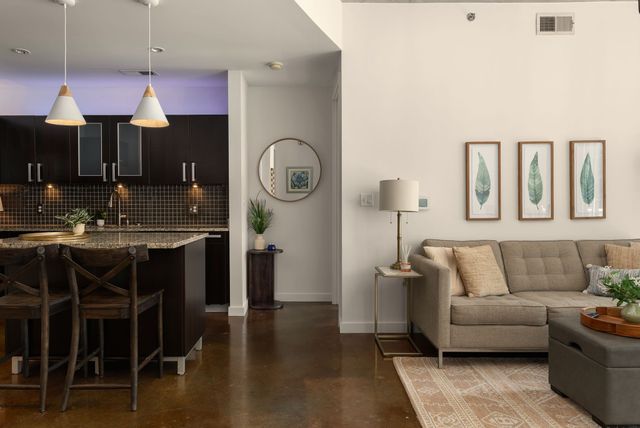 600 12th Ave S Apt 535, Nashville, TN 37203