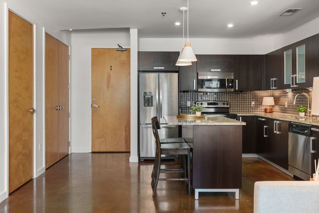 600 12th Ave S Apt 535, Nashville, TN 37203