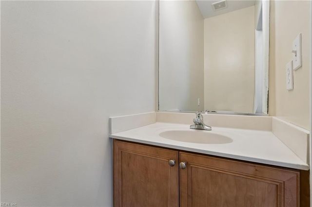 1517 Penton MEWS, Chesapeake, VA 23320
