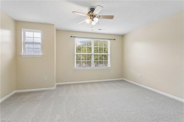 1517 Penton MEWS, Chesapeake, VA 23320