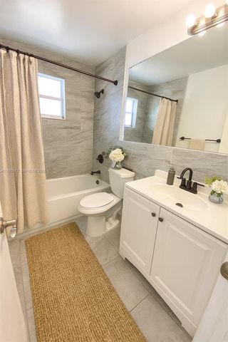 400 NE 1st St 107, Hallandale Beach, FL 33009