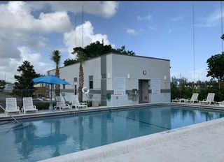 3140 SW 51st Avenue, Davie, FL 33314