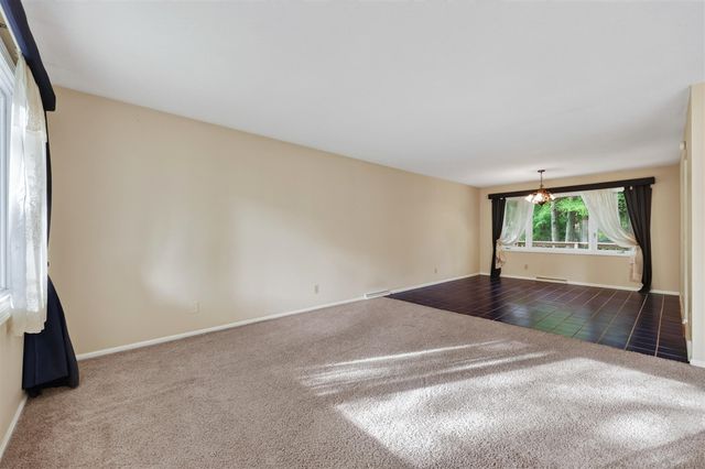 991 Cheboygan Drive, Muskegon, MI 49445