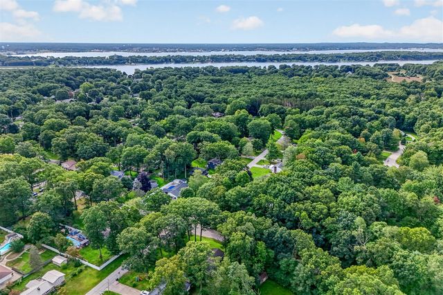 991 Cheboygan Drive, Muskegon, MI 49445