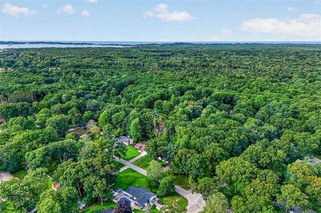 991 Cheboygan Drive, Muskegon, MI 49445