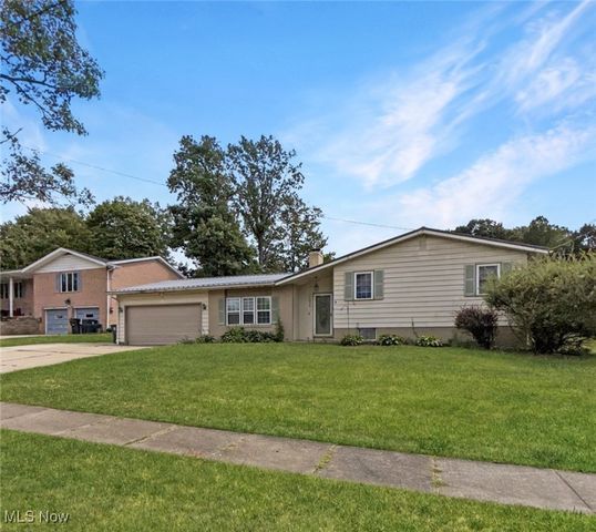 1036 Winhurst Drive, Akron, OH 44313