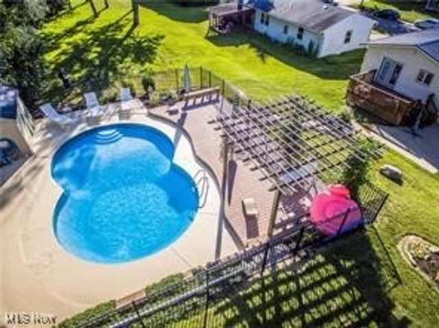 1036 Winhurst Drive, Akron, OH 44313