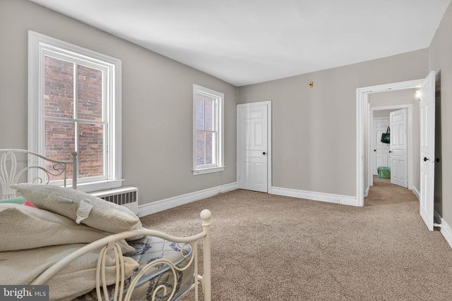 150 E PHILADELPHIA ST, York, PA 17401