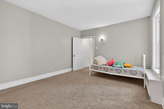 150 E PHILADELPHIA ST, York, PA 17401