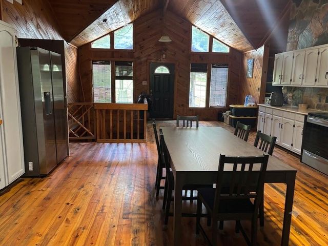 333 Orchard Loop Road, Ellijay, GA 30536
