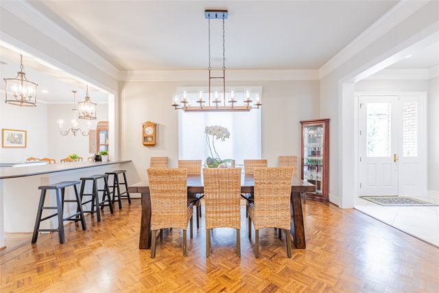 20 Stonecourt Circle, Dallas, TX 75225