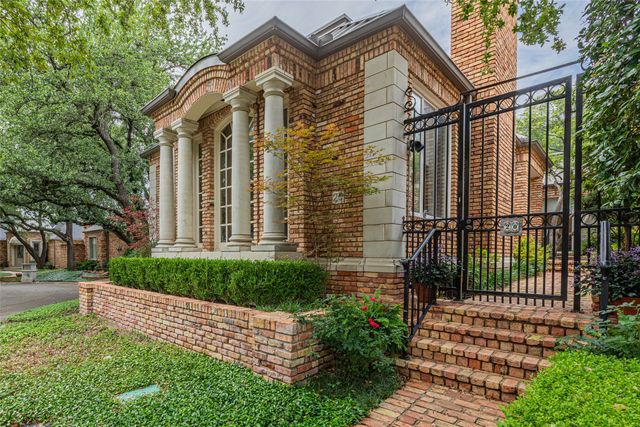20 Stonecourt Circle, Dallas, TX 75225