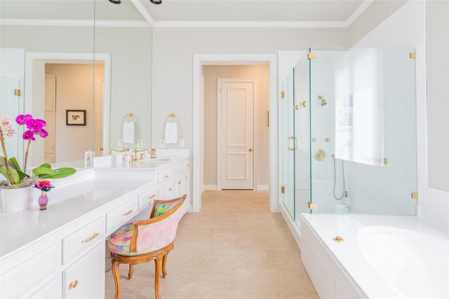 20 Stonecourt Circle, Dallas, TX 75225