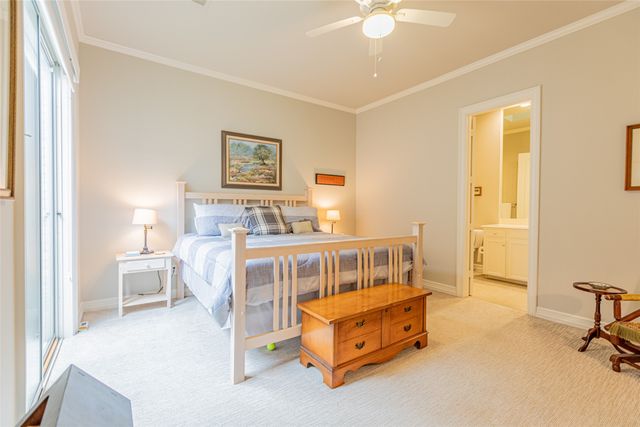20 Stonecourt Circle, Dallas, TX 75225