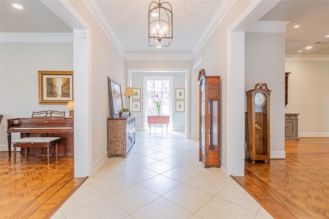 20 Stonecourt Circle, Dallas, TX 75225